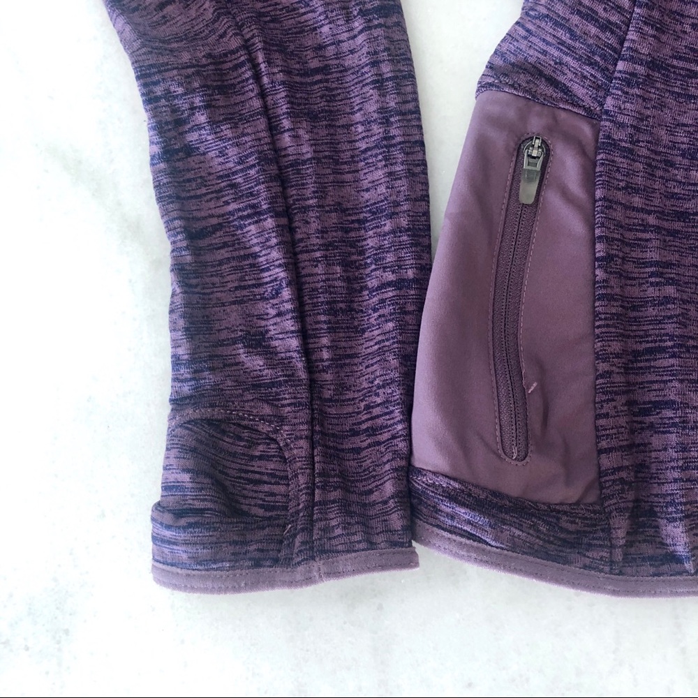NIKE Running Dri-fit Marble Workout Top - Picture 3 of 11